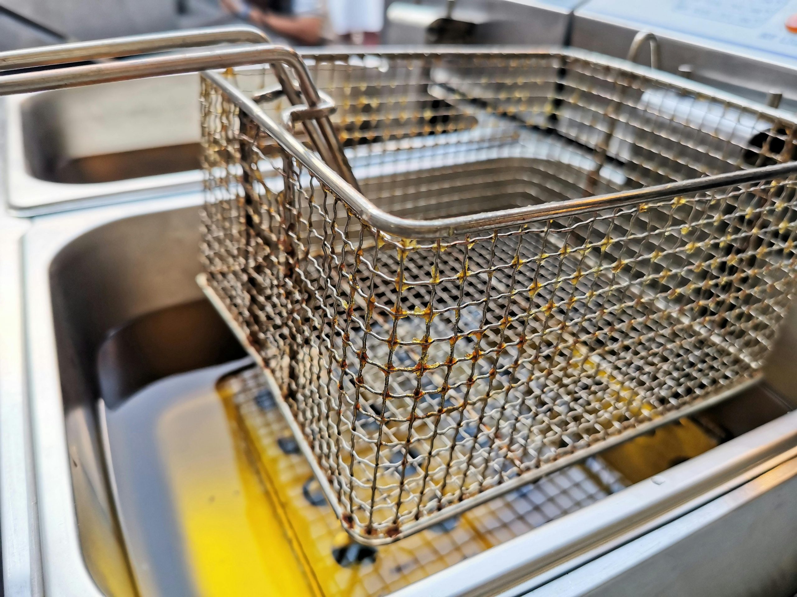 Méthodes pour éliminer l'huile de friture usagée